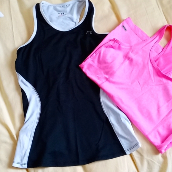 🔥Sale $15.🔥Bundle of 2 Athletic Tank Tops Black and Pink Size Small - Picture 2 of 13